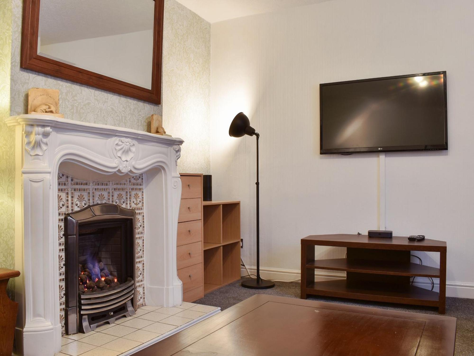 The Garth Villa Whitby Bagian luar foto